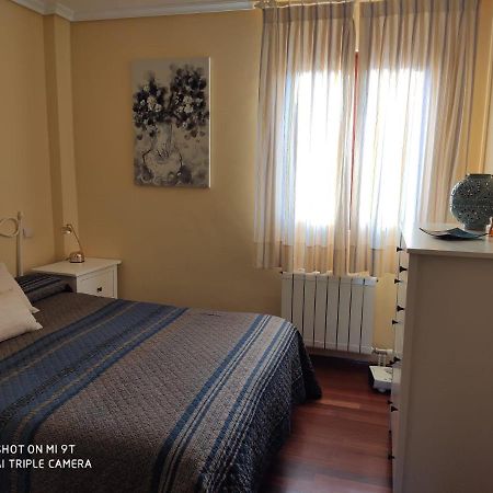 Apartamento En Complejo Residencial Rovacias コミージャス エクステリア 写真